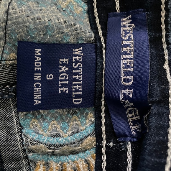 Size 9 Westfield embroidered jeans. - Picture 5 of 5
